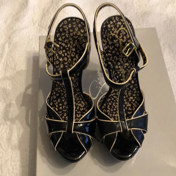 Jessica Simpson pumps - Picture 2 of 6